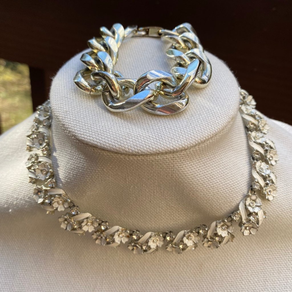 Vtg Charel Rhinestone White Enamel Link Choker Necklace